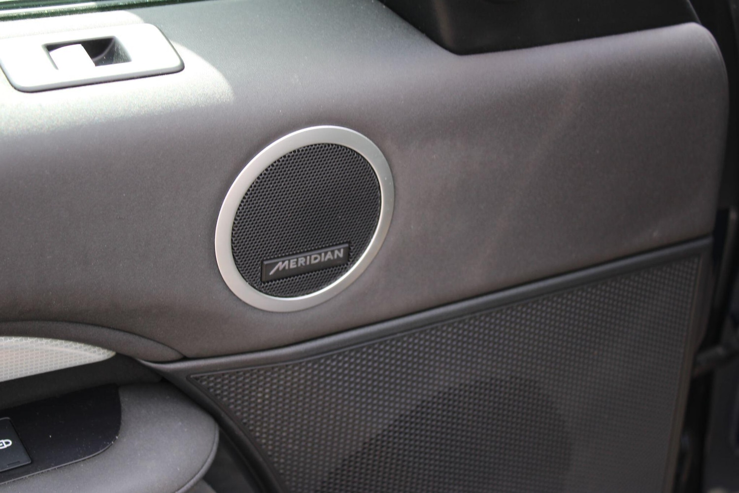 Used Land Rover Discovery 2019 for sale - 77634020: Photo 42