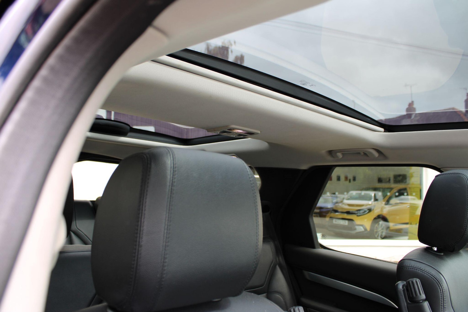 Used Land Rover Discovery 2019 for sale - 77634020: Photo 63