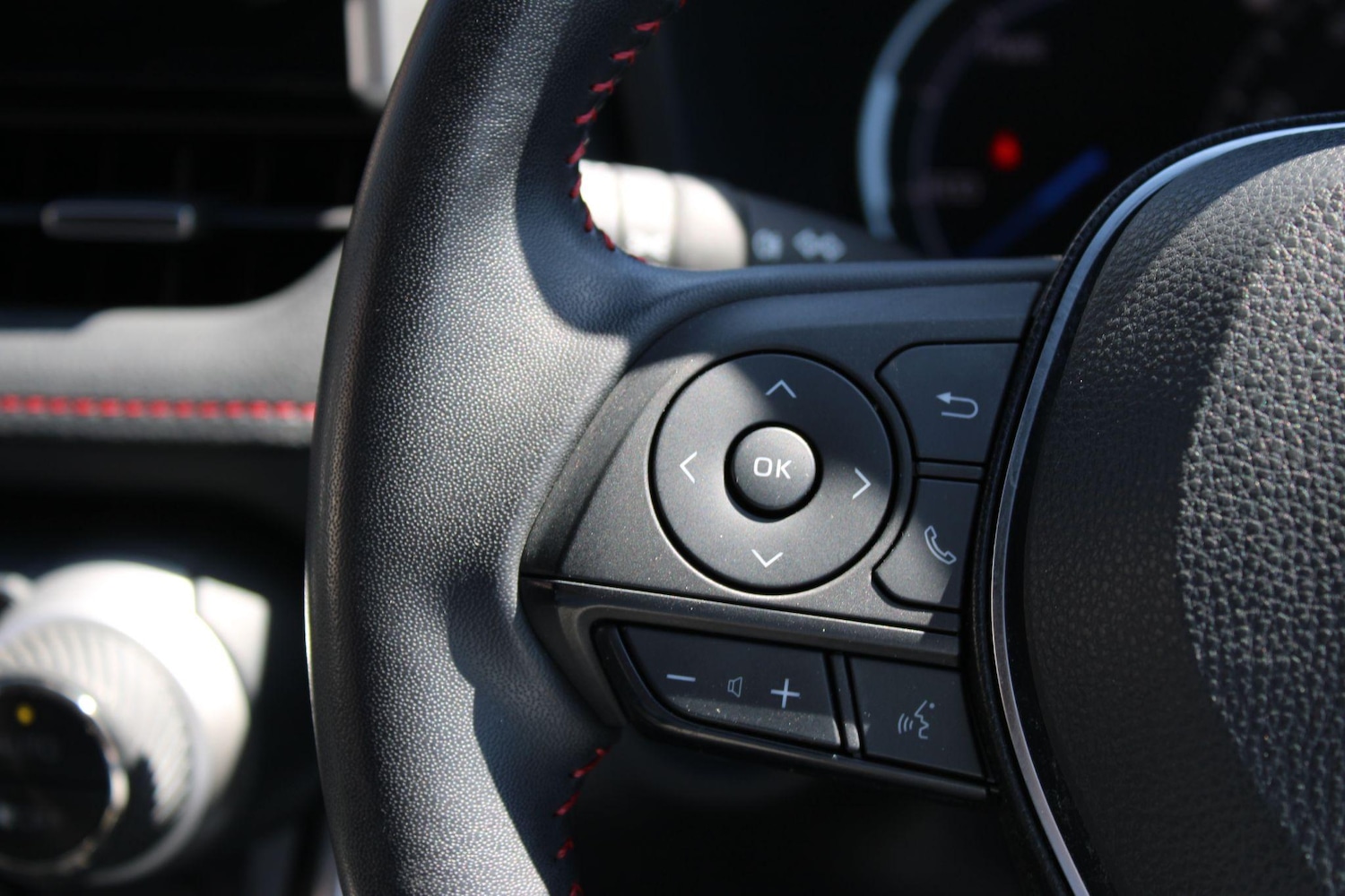 Used Toyota RAV4 2022 for sale - 76994914: Photo 26