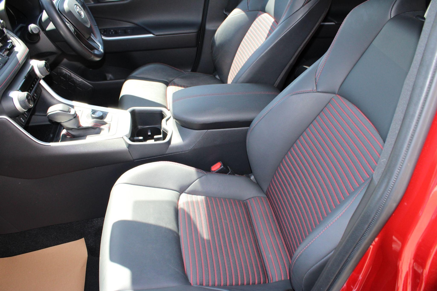 Used Toyota RAV4 2022 for sale - 76994914: Photo 42