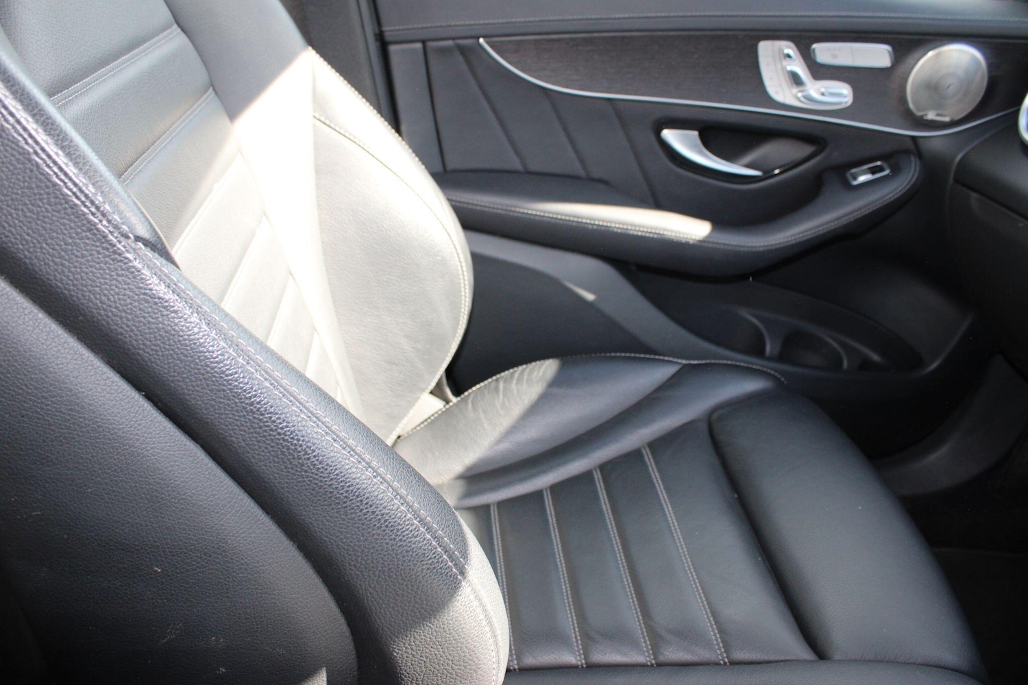 Used Mercedes-Benz GLC 2021 for sale - 75152991: Photo 32