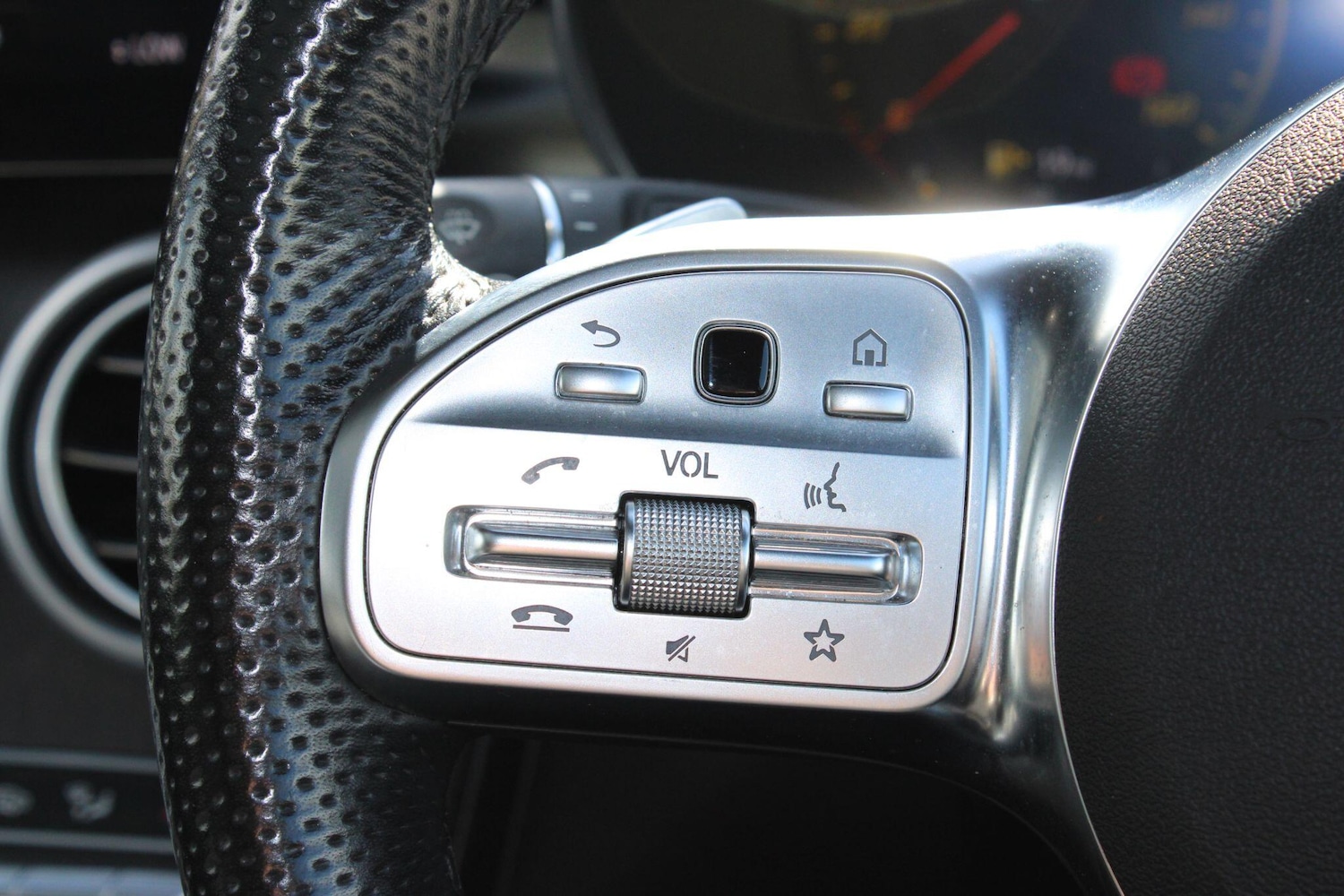 Used Mercedes-Benz GLC 2021 for sale - 75152991: Photo 40