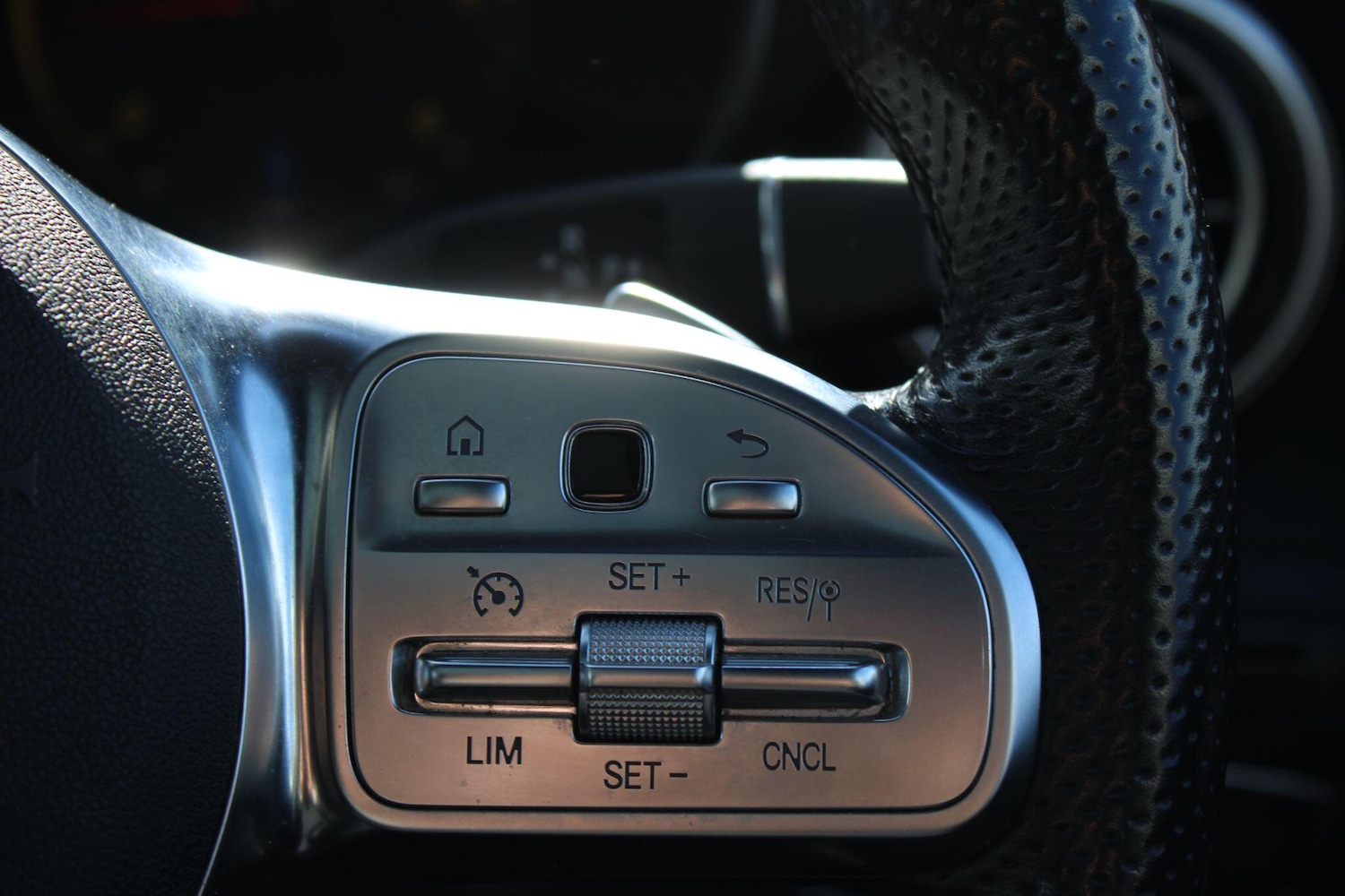 Used Mercedes-Benz GLC 2021 for sale - 75152991: Photo 41