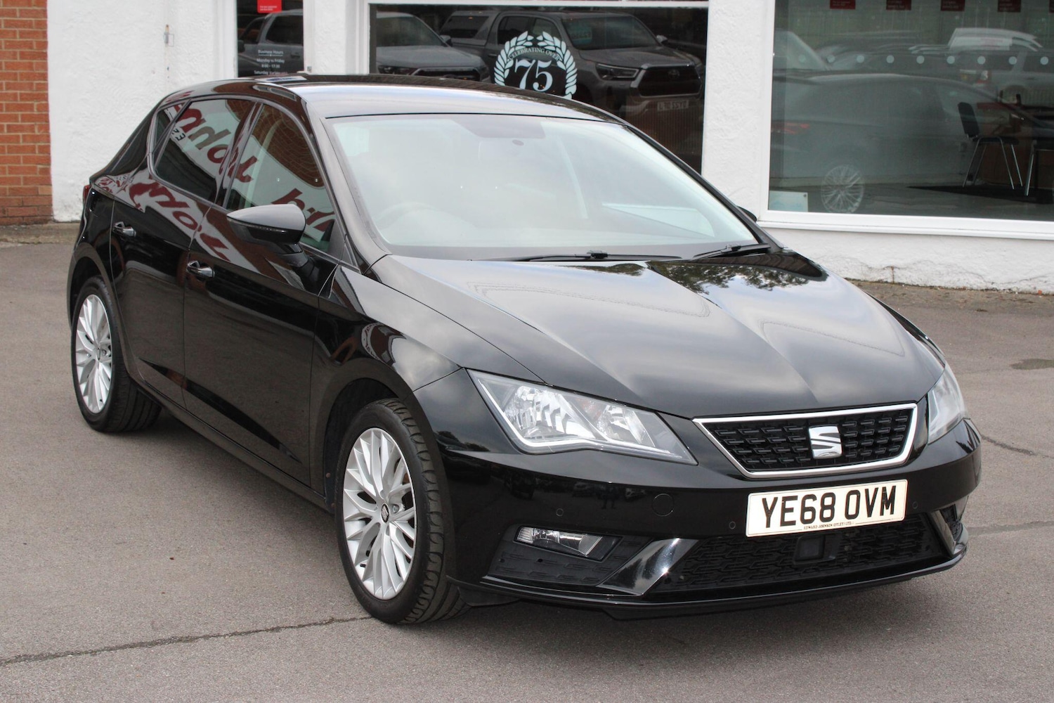 Used SEAT Leon 2018 for sale - 76152394: Photo 1