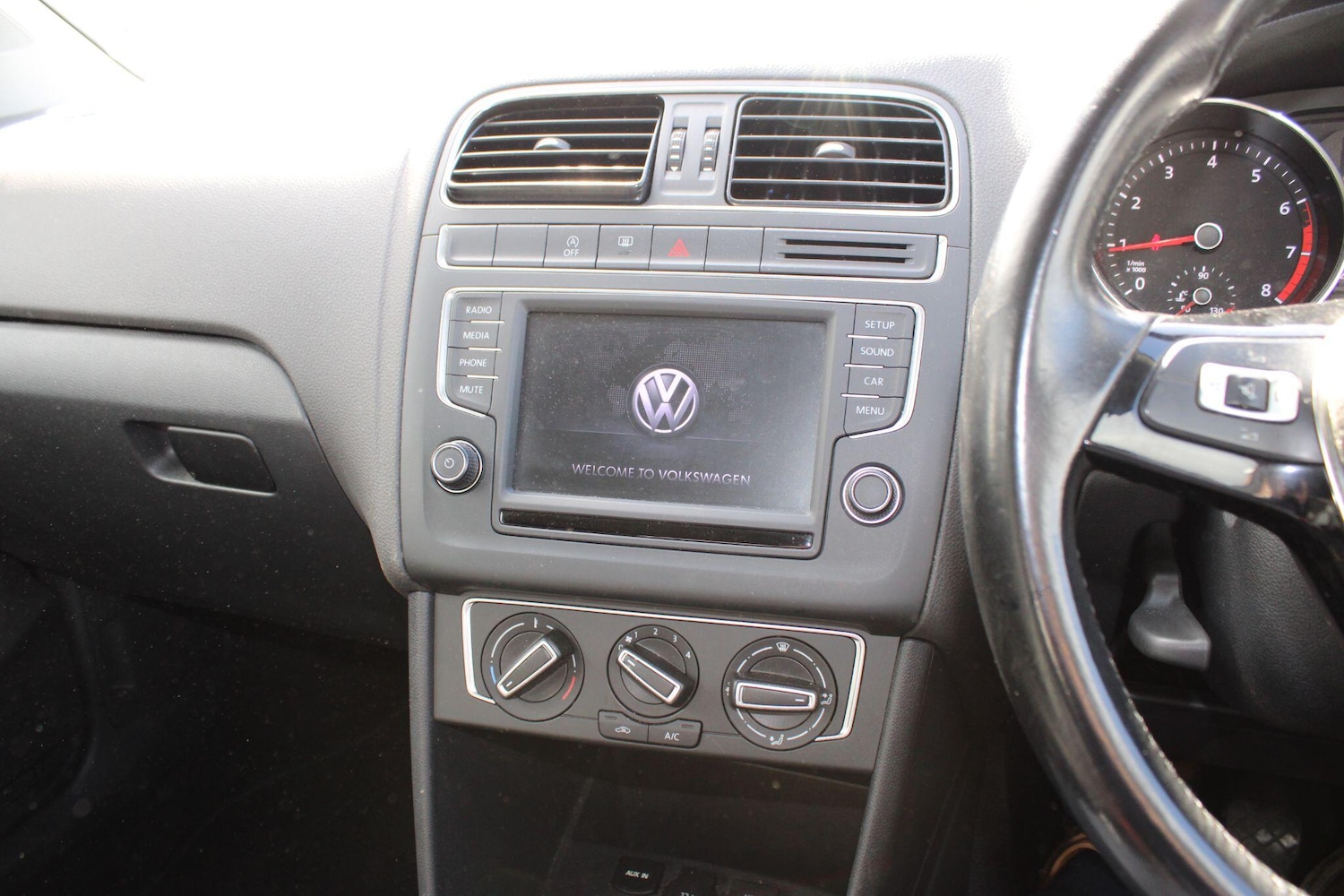 Used Volkswagen Polo 2016 for sale - 78184200: Photo 16