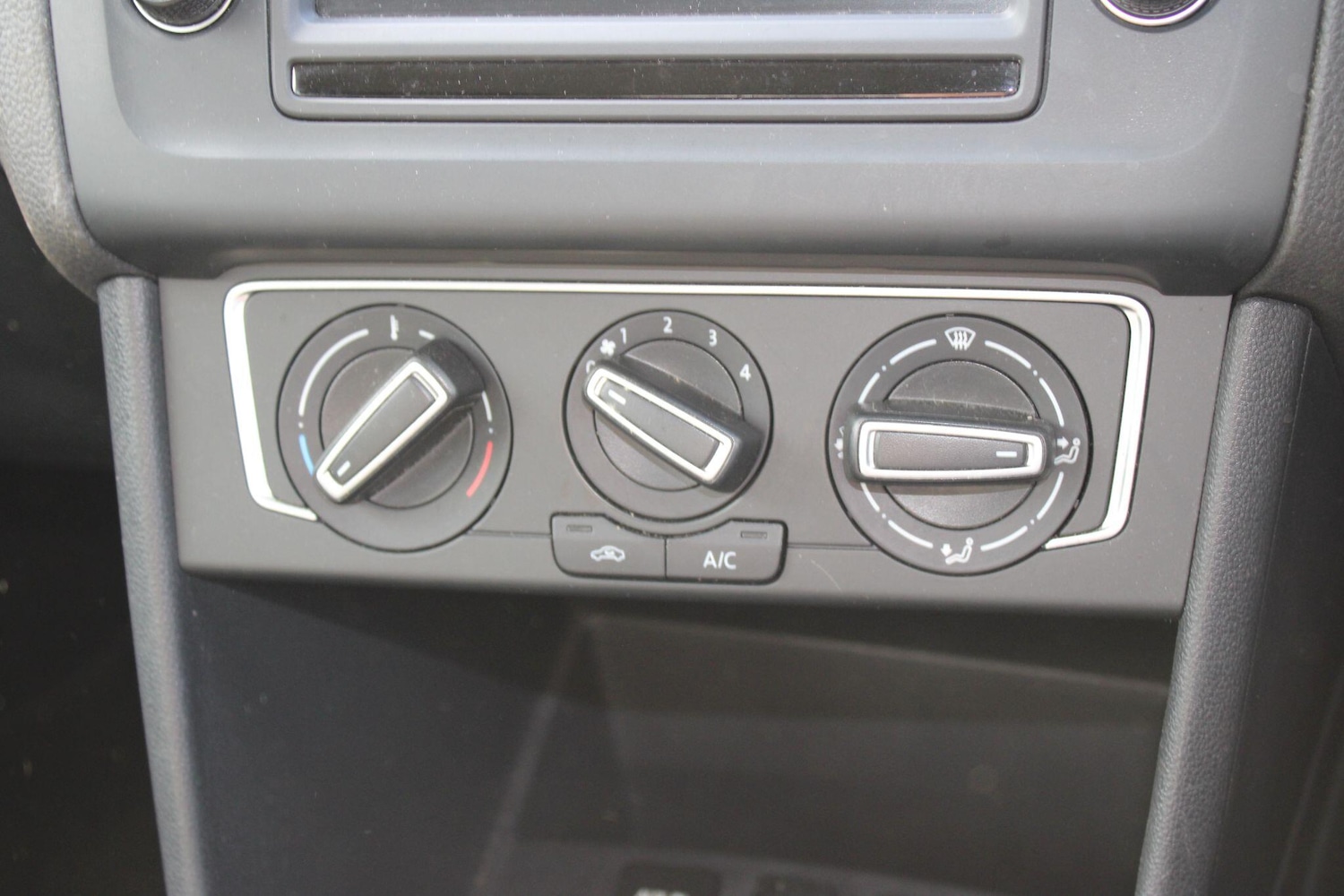 Used Volkswagen Polo 2016 for sale - 78184200: Photo 20