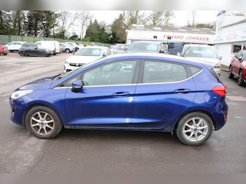 Used Ford Fiesta 2017 for sale - 77574874: Photo