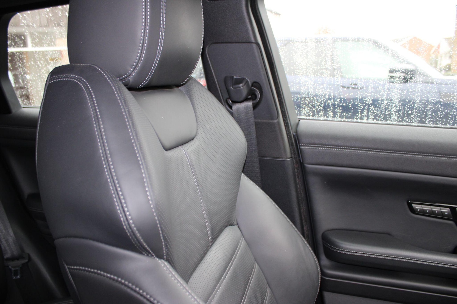 Used Land Rover Range Rover Evoque 2017 for sale - 77330660: Photo 32