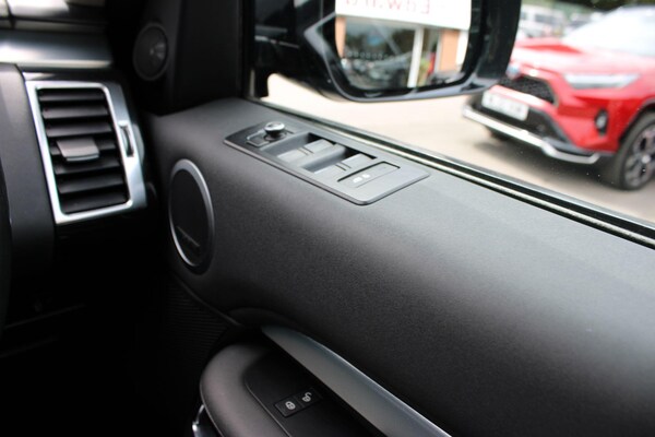 Used Land Rover Discovery 2019 for sale - 74498335: Photo 34