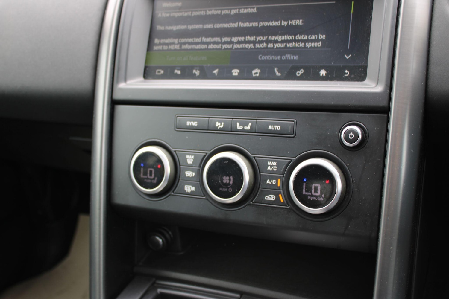 Used Land Rover Discovery 2019 for sale - 77291891: Photo 51