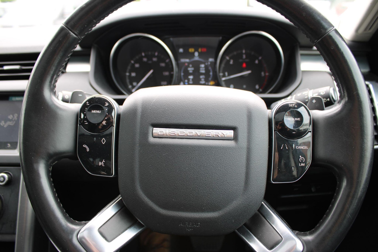 Used Land Rover Discovery 2019 for sale - 77291891: Photo 60