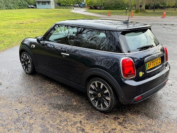 Used MINI Hatch 2020 for sale - 78765296: Photo