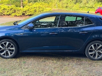 Used Renault Megane 2017 for sale - 79612793: Photo