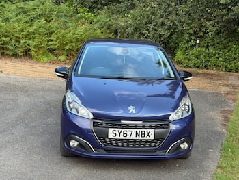 Used Peugeot 208 2017 for sale - 79684730: Photo