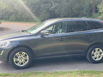 Used Volvo XC60 2017 for sale - 79684848: Photo