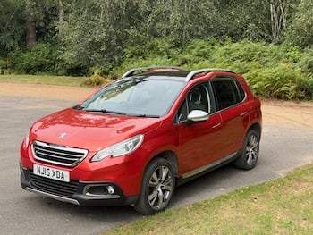 Used Peugeot 2008 2015 for sale - 79684861: Photo