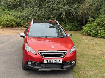 Used Peugeot 2008 2015 for sale - 79684861: Photo
