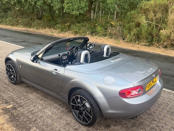 Used Mazda MX-5 2010 for sale - 79451542: Photo