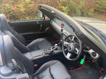 Used Mazda MX-5 2010 for sale - 79451542: Photo