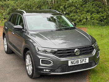 Used Volkswagen T-Roc 2018 for sale - 78765127: Photo