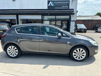 Used Vauxhall Astra 2012 for sale - 78722914: Photo