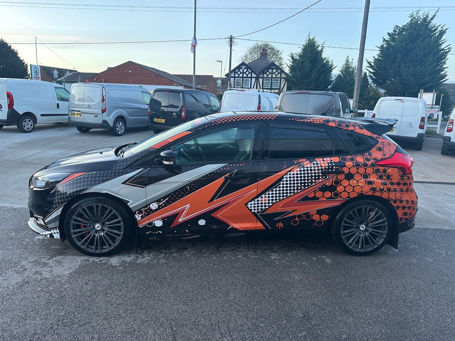 Used Ford Focus 2015 for sale - 76564886: Photo 4