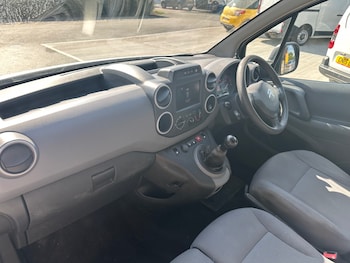 Used Citroen Berlingo 2015 for sale - 75535392: Photo