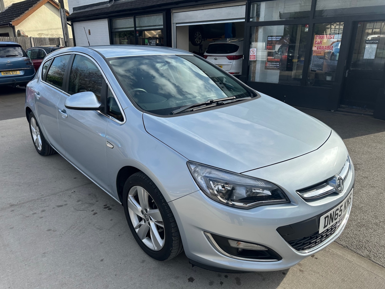 Used Vauxhall Astra 2015 for sale - 77662522: Photo 14