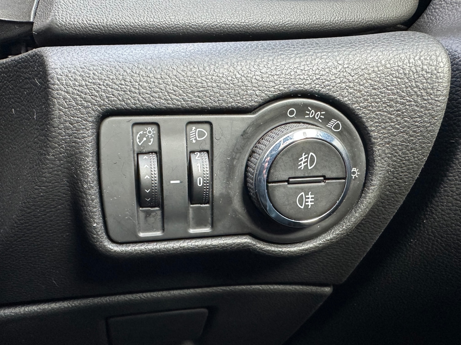 Used Vauxhall Astra 2015 for sale - 77662522: Photo 22