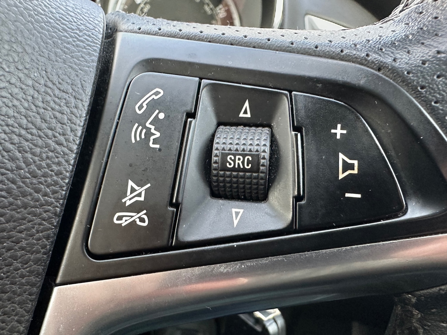 Used Vauxhall Astra 2015 for sale - 77662522: Photo 25