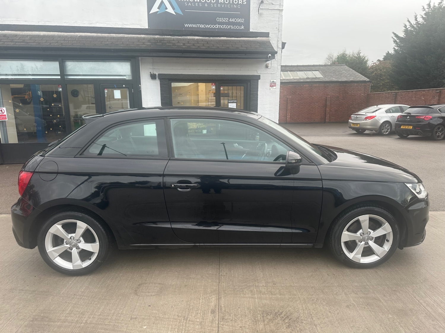 Used Audi A1 2015 for sale - 76963726: Photo 3