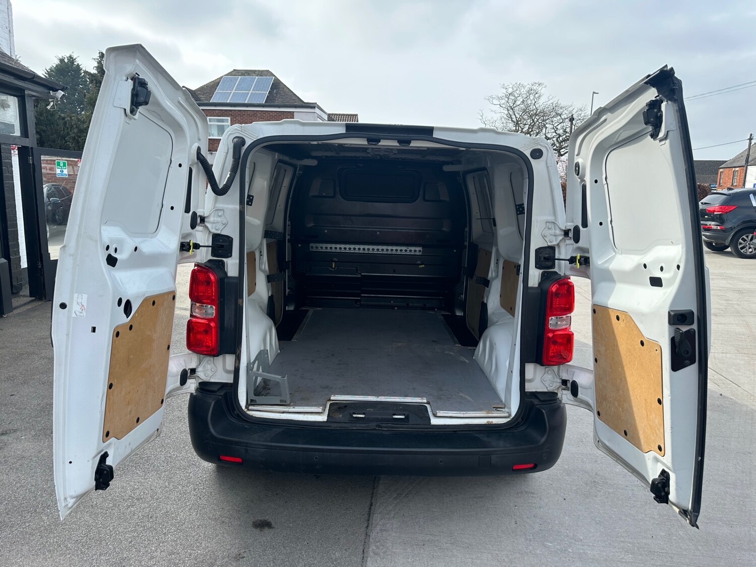 Used Citroen Dispatch 2017 for sale - 77778534: Photo 13