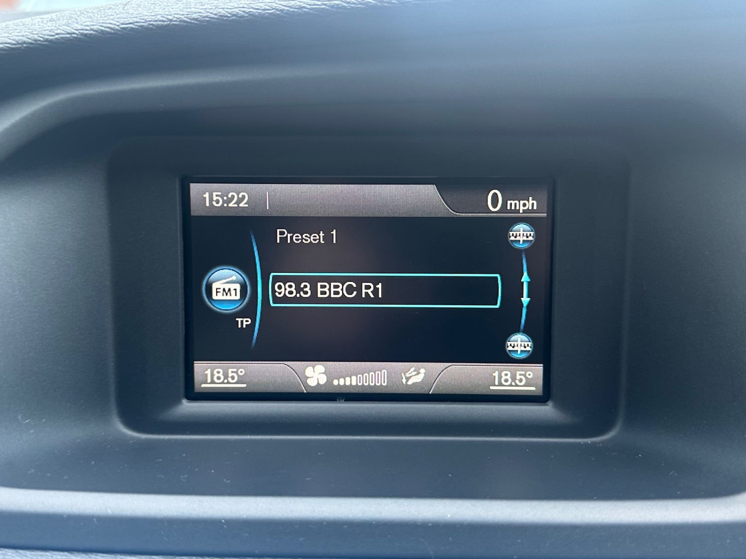 Used Volvo V40 2013 for sale - 77323472: Photo 21