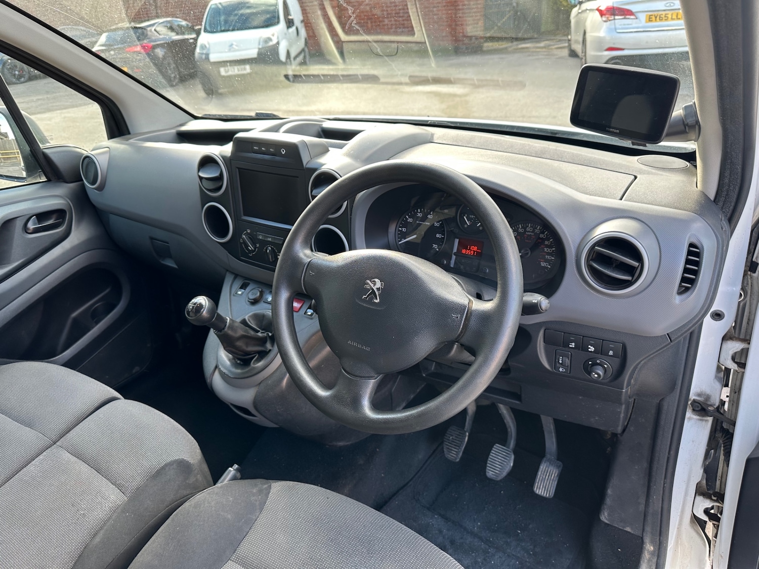 Used Peugeot Partner 2017 for sale - 76436672: Photo 13