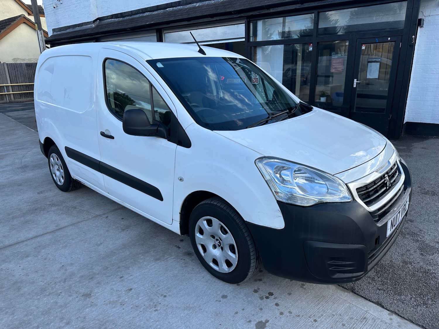 Used Peugeot Partner 2017 for sale - 76436672: Photo 4