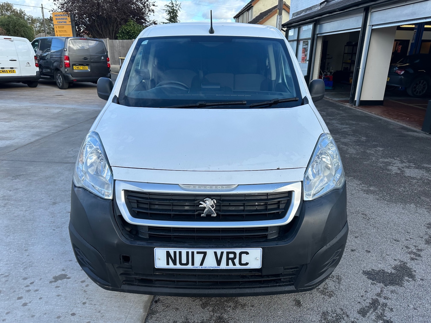 Used Peugeot Partner 2017 for sale - 76436672: Photo 5