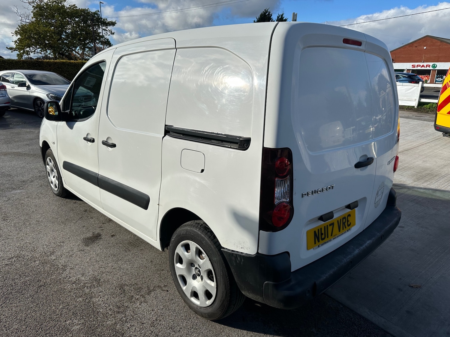 Used Peugeot Partner 2017 for sale - 76436672: Photo 8