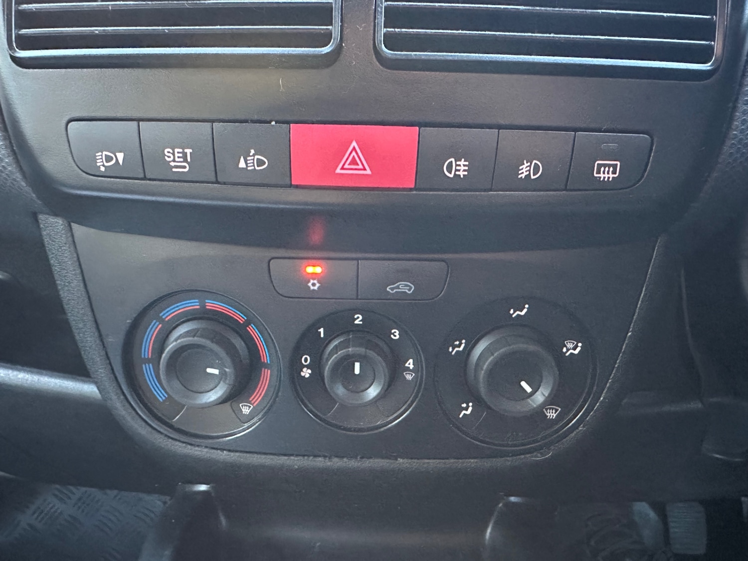 Used Fiat Doblo 2017 for sale - 76207620: Photo 18