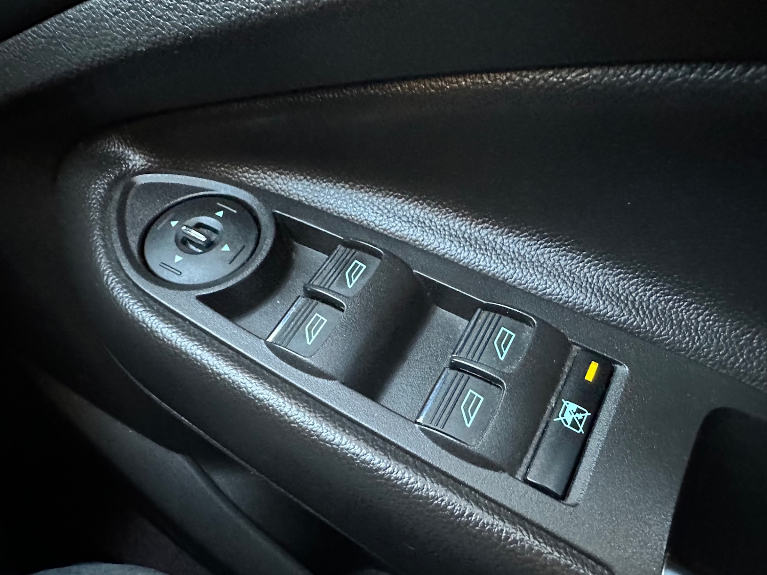 Used Ford Kuga 2014 for sale - 77541735: Photo 14