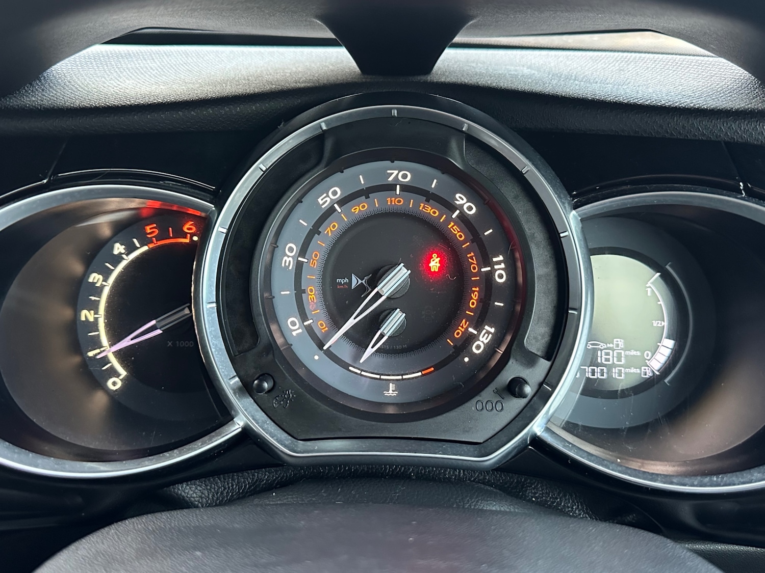 Used DS Automobiles DS 3 2015 for sale - 76681915: Photo 17