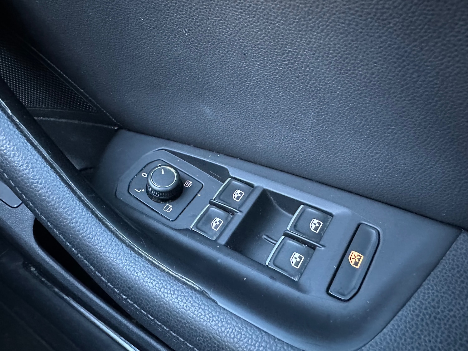 Used Volkswagen Passat 2016 for sale - 76556674: Photo 19