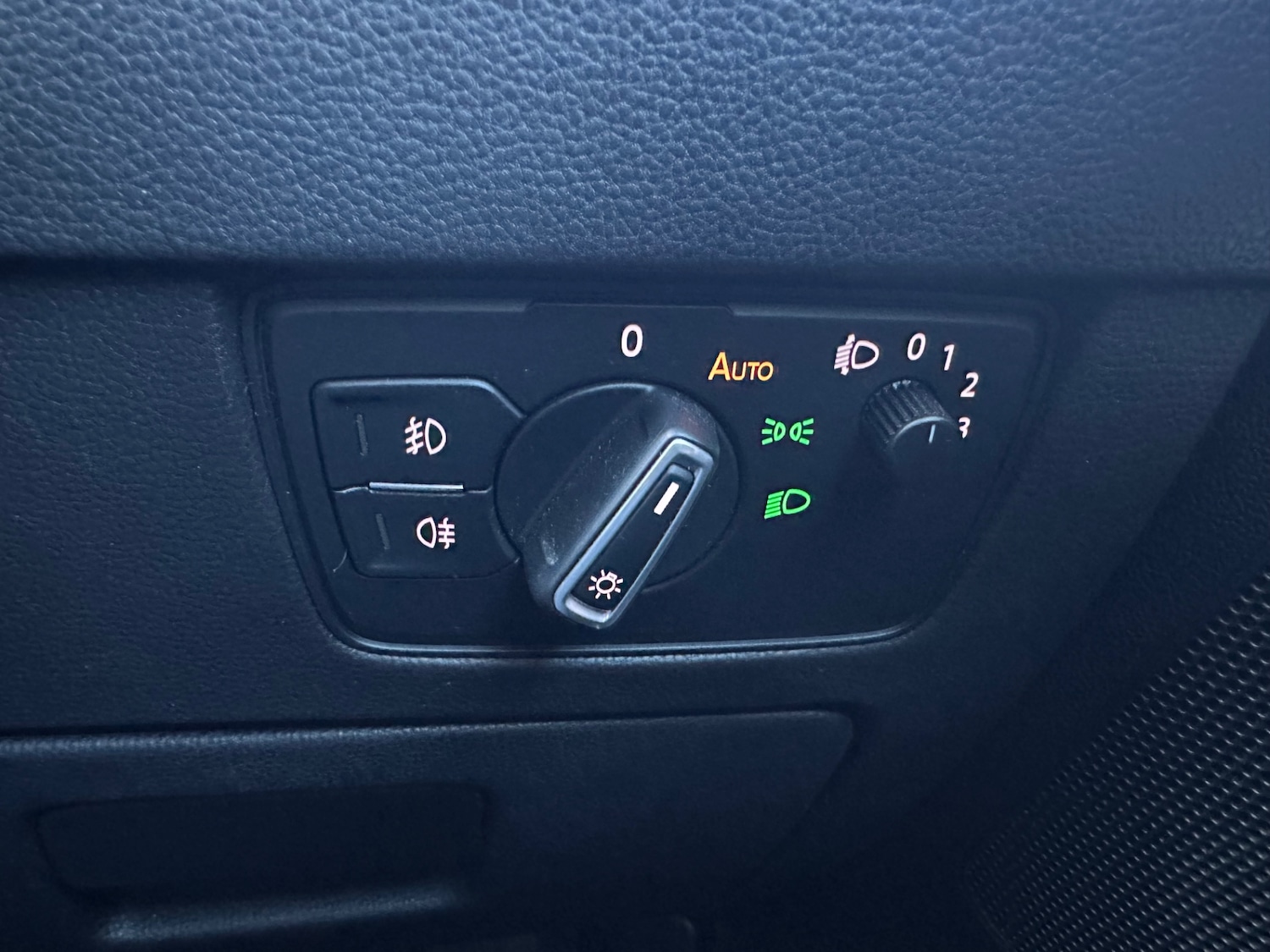 Used Volkswagen Passat 2016 for sale - 76556674: Photo 28