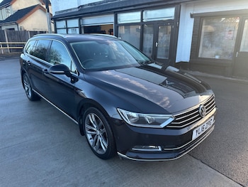 Used Volkswagen Passat 2016 for sale - 76556674: Photo