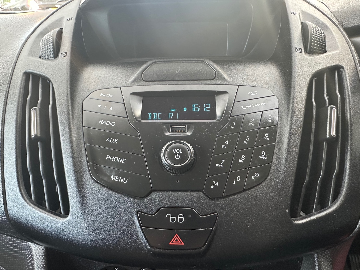 Used Ford Transit Connect 2015 for sale - 76064518: Photo 14