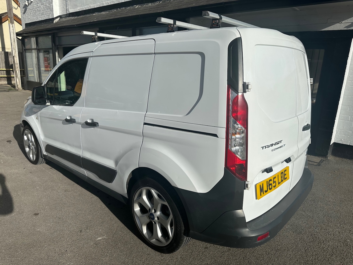 Used Ford Transit Connect 2015 for sale - 76064518: Photo 20