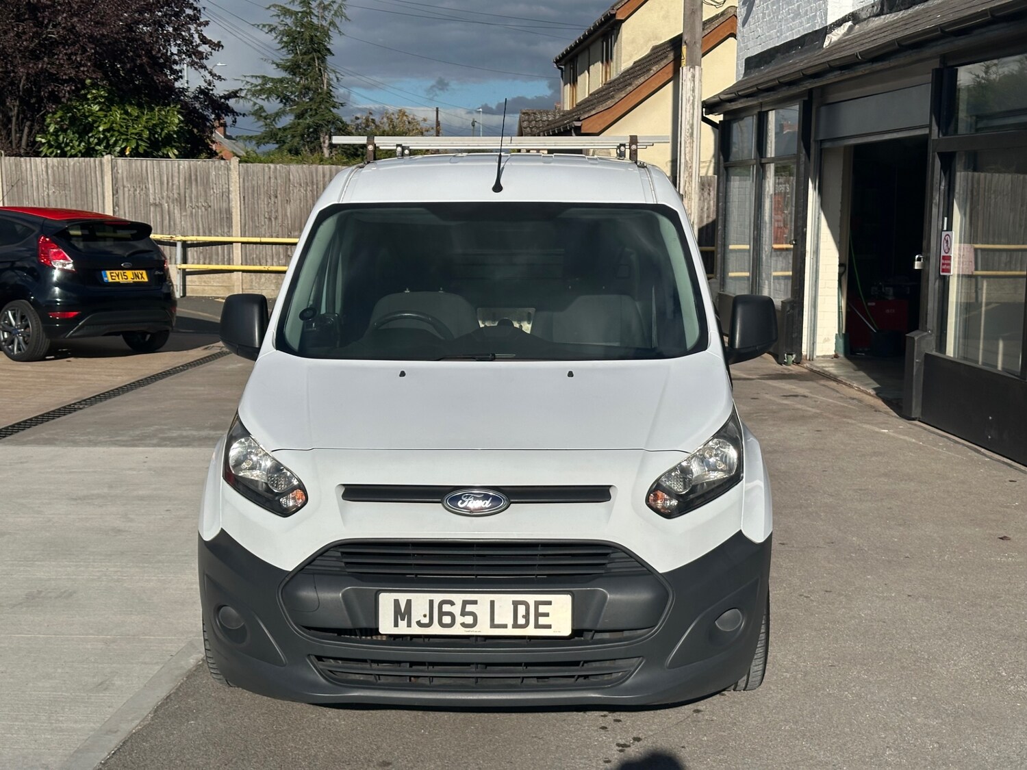 Used Ford Transit Connect 2015 for sale - 76064518: Photo 5