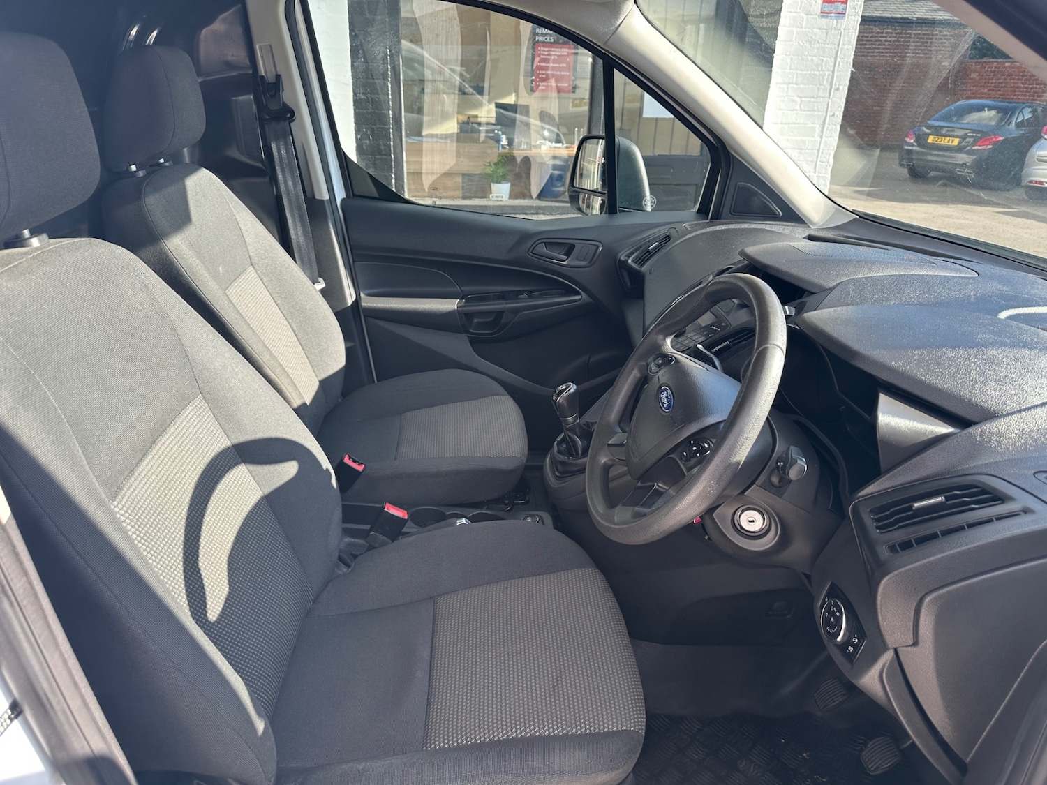 Used Ford Transit Connect 2015 for sale - 76064518: Photo 8