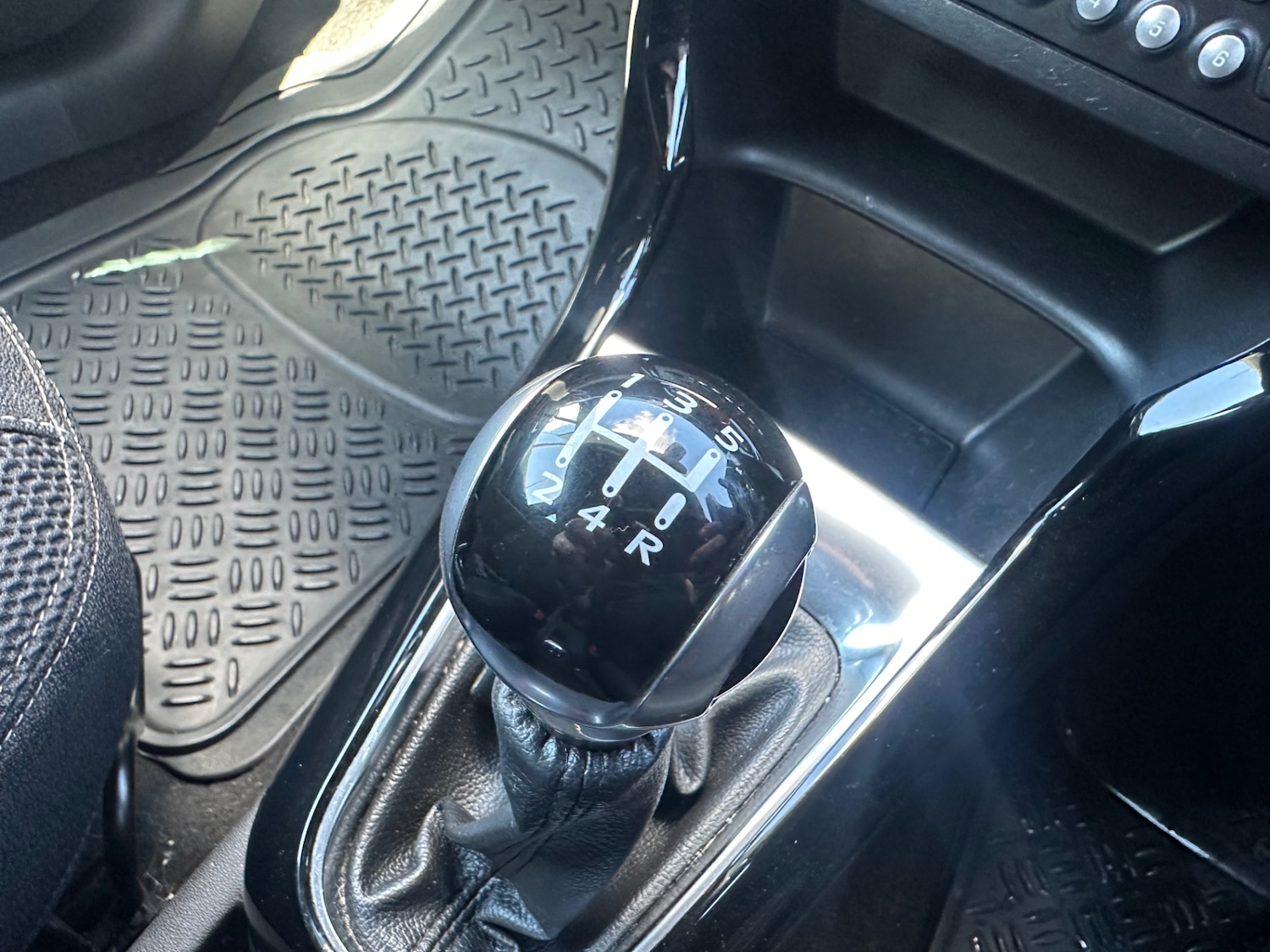 Used Citroen DS3 2015 for sale - 78106044: Photo 20