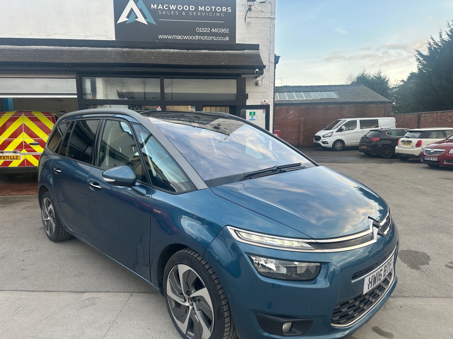 Used Citroen Grand C4 Picasso 2016 for sale - 77517188: Photo 2