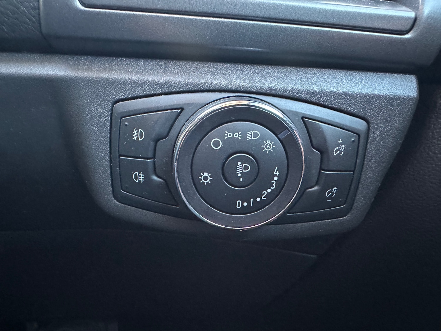 Used Ford Mondeo 2015 for sale - 76567461: Photo 16